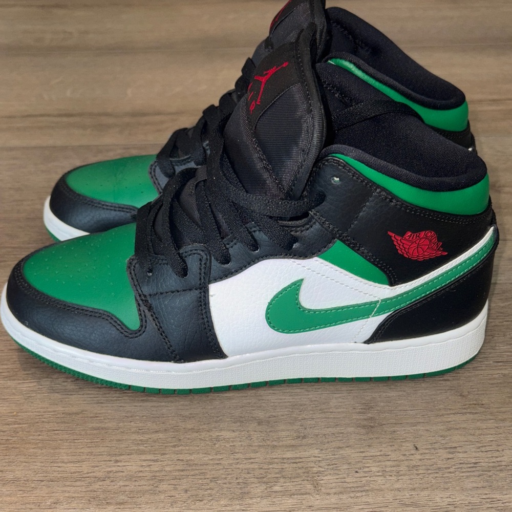Jordan 1’s Mid Green GS 7Y